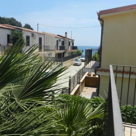 Villa Ines - Alloggio Incantevole Con Patio Lido di Noto 외부 사진